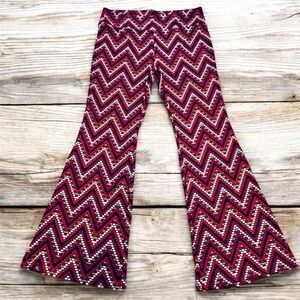 NWT No Boundaries XXL Red Black Chevron High Rise Pull On Stretch Flare Pants